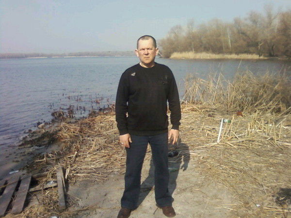 Анатолий Левицкий