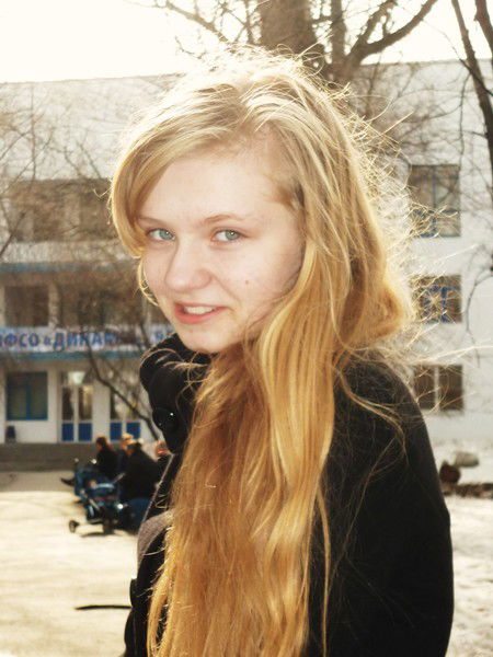 Аня Дубровина