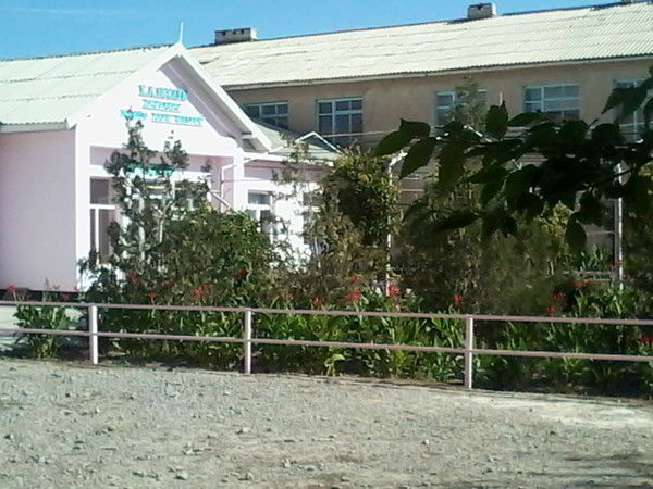 Tyr_Iassayi Мектеп