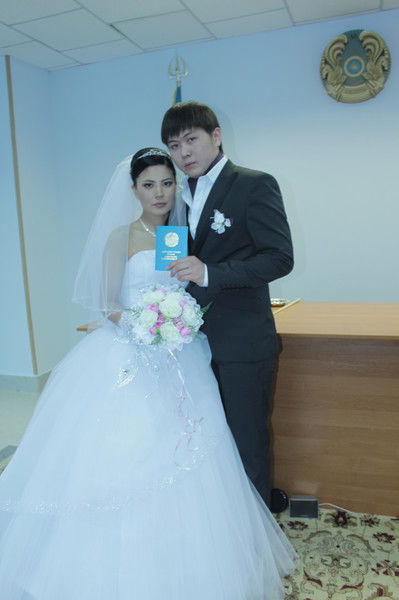 Асхат Гульзира Кузековы