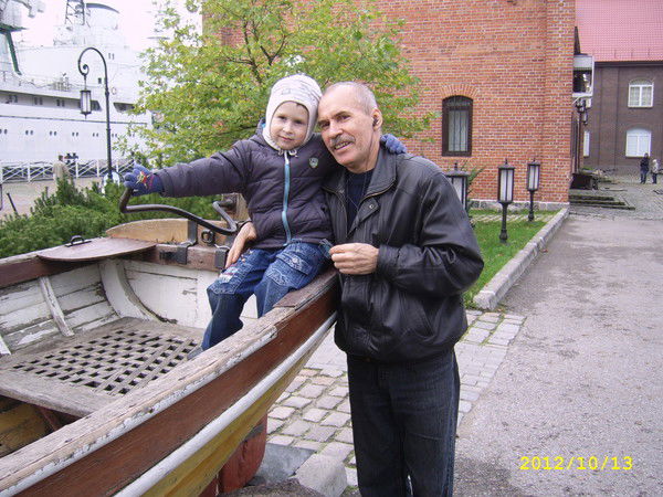 Юрий Кобзев