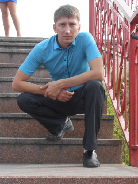 Олег Молодцов