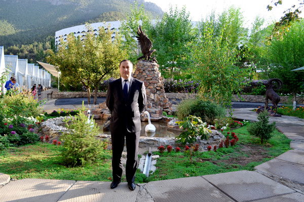 Ильхом Эшазаров