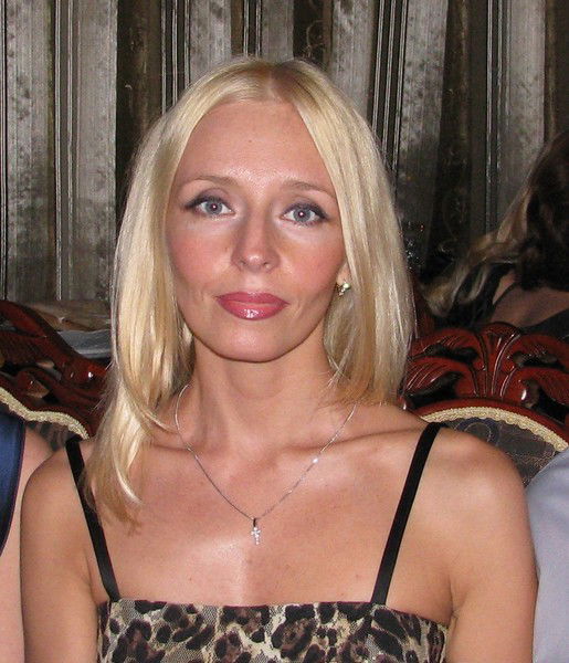 Наташа Олина