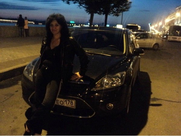 Елена Петрова