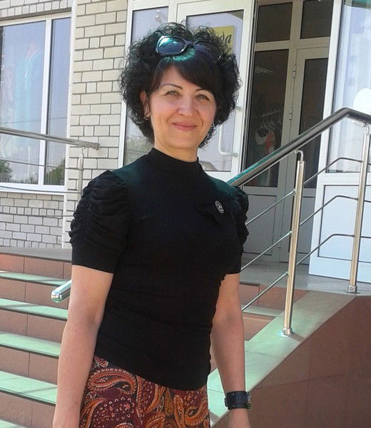 Елена Максимова