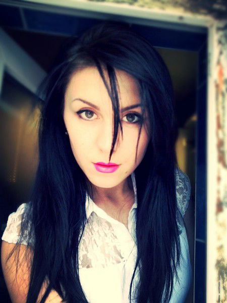 Алинка Леонова