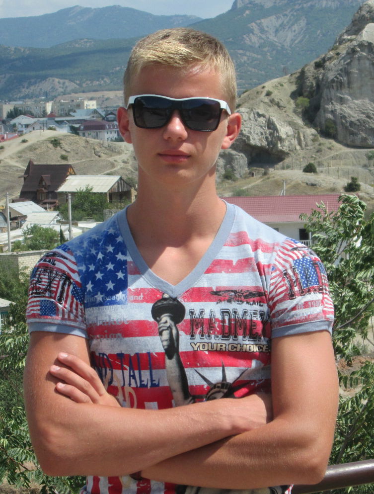 Сергей Андреев