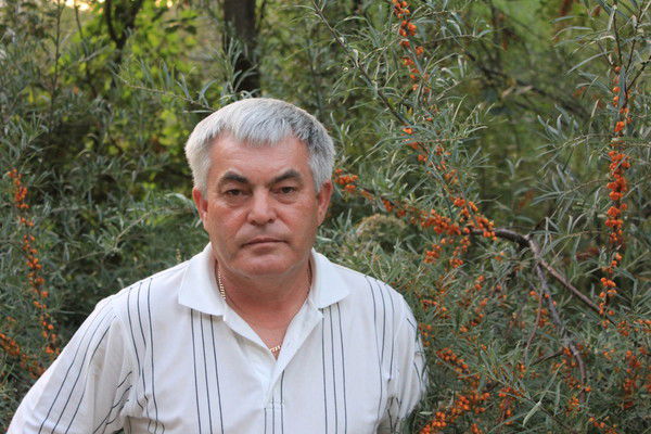 Александр Иванюк