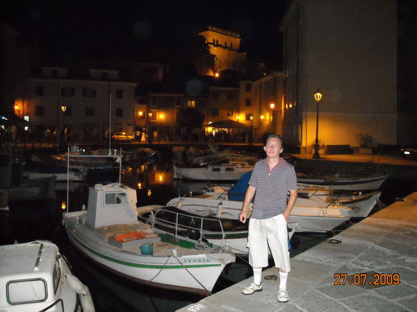 Анатолий Медведев