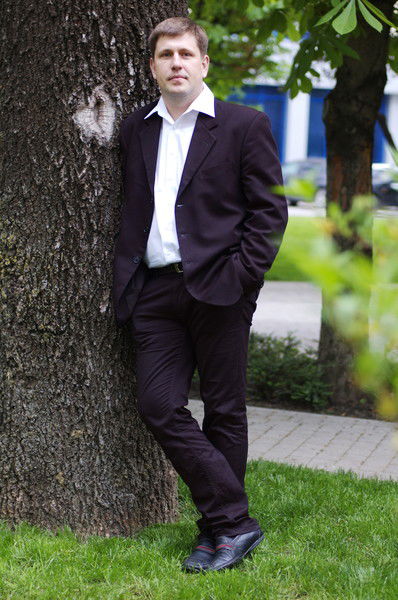 Роман Дикий