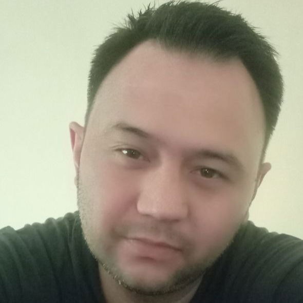 Олег Прутков