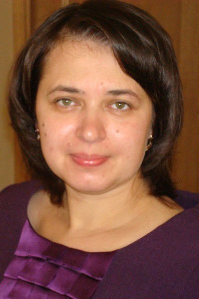 Елена Петрова