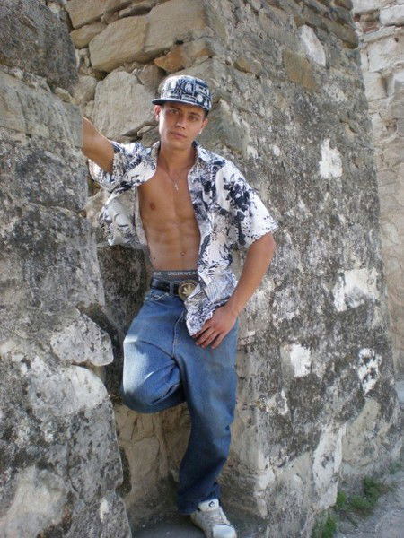 Вова Иванец