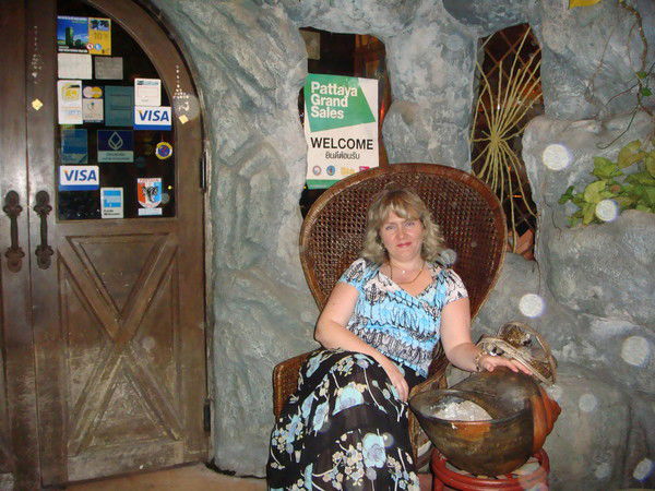 Лариса Лосик