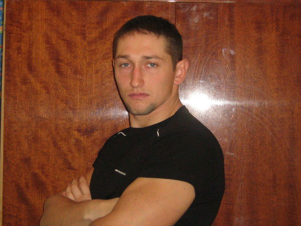 Антон Гладышев