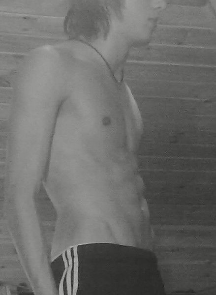 Иван Артамонов