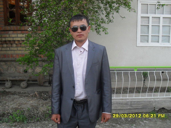 Сардорбек Холматов