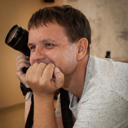 Денис Тихонов