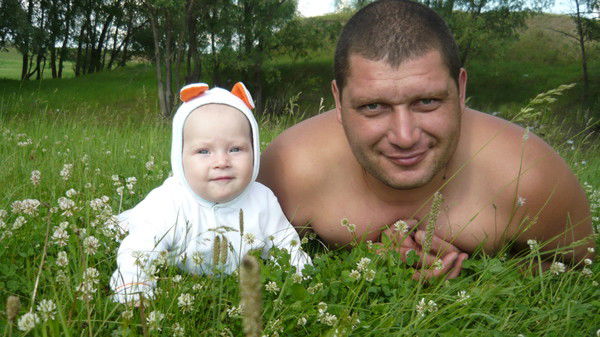 Михаил Минаков