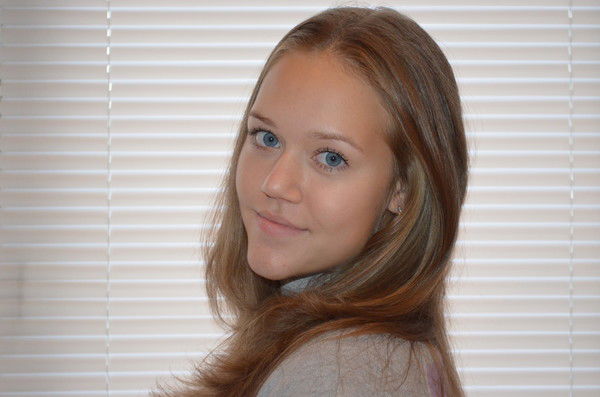 Настя Комарова