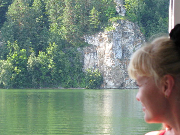 Лариса Канавина