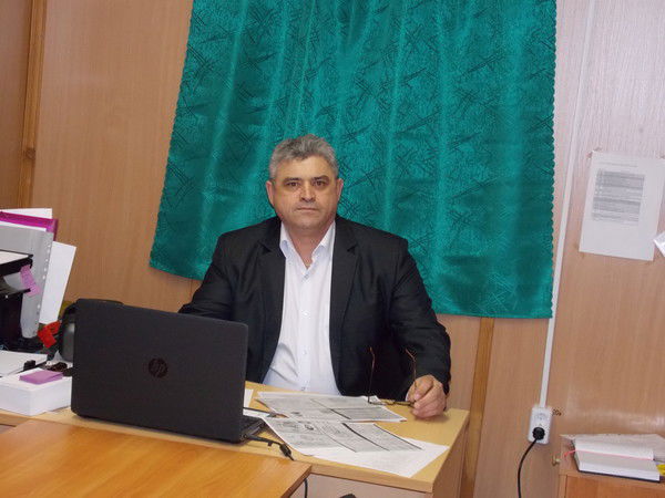 オレグ イケメン