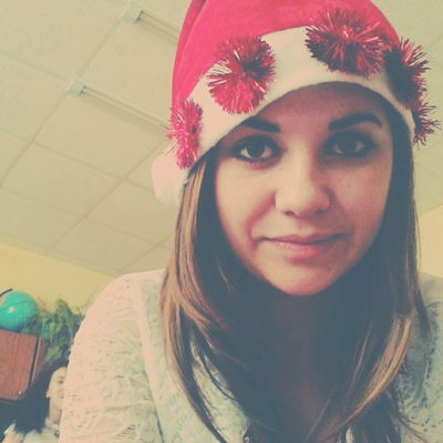 Надя Исакова