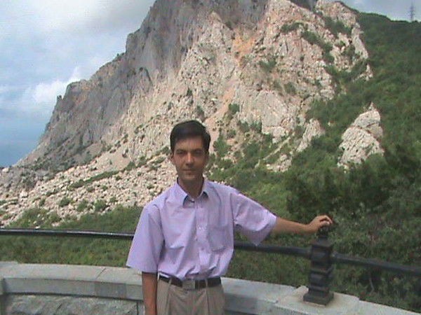 Константин Богомолов