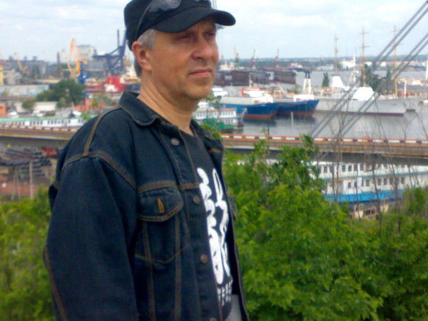 Олег Кретов