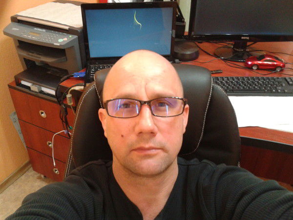 Дмитрий Махт