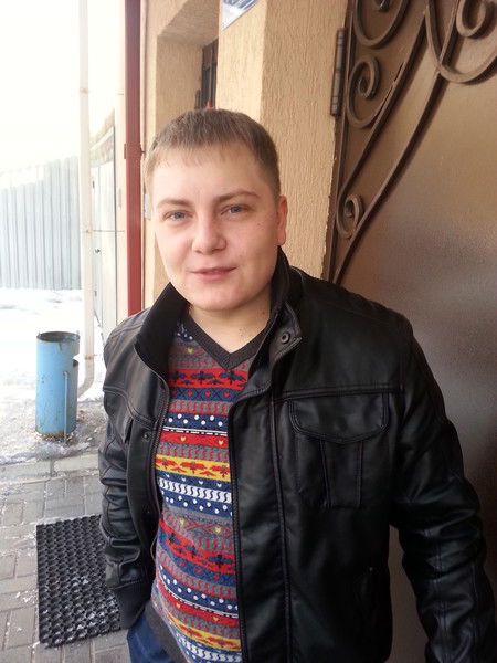 Виктор Петров