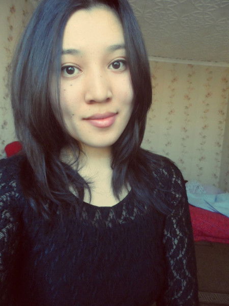 Назерке Абиш