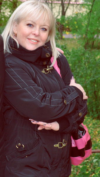 Елена Хрусцелевская