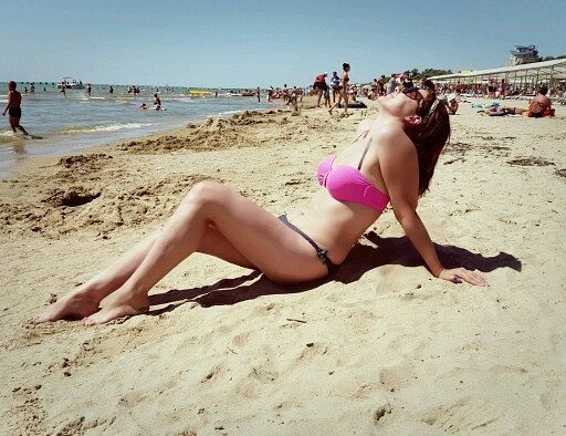 Лена Попова