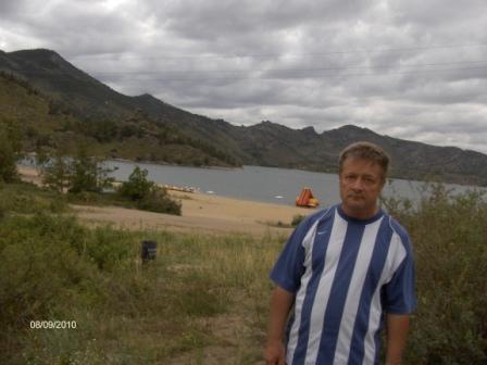 Виктор Служаев