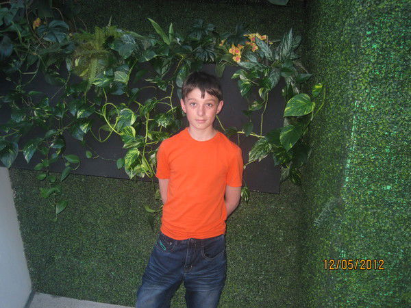 Даня Ошмаров