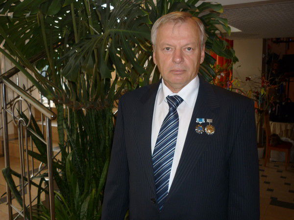 Владимир Алешков