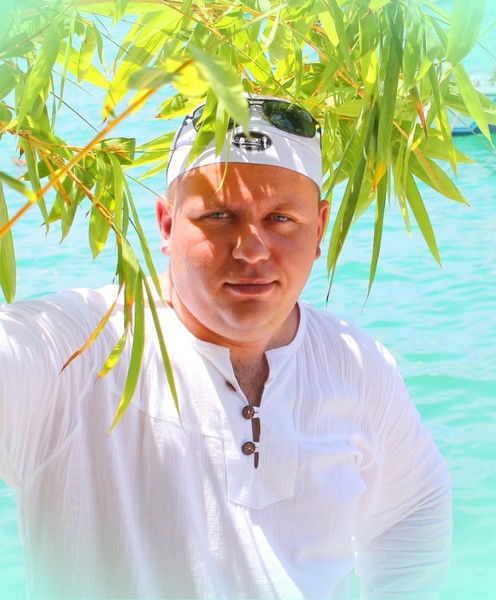 Сергей Медведев