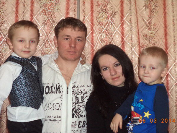 Владимир Валентина Артомоновы