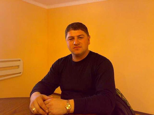 Расул Басханов