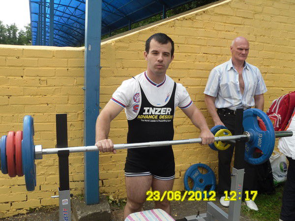 Никита Хлынцев