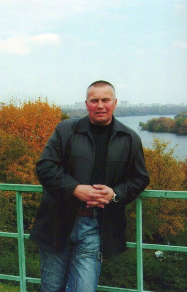 Александр Плющ