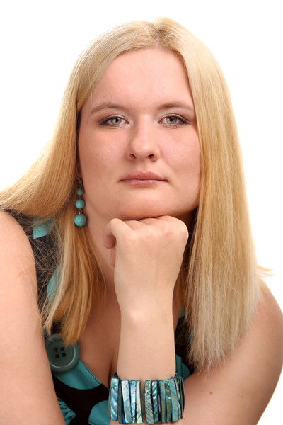 Оля Миронова