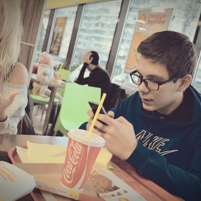 Илья Андреев