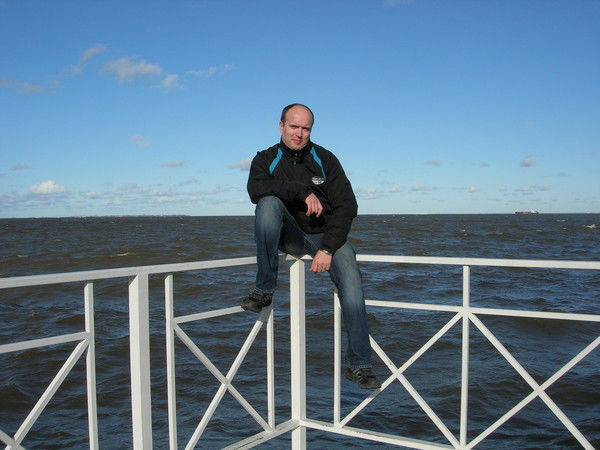 Дмитрий Глазков