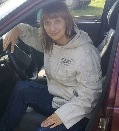 Оленька Скаличева