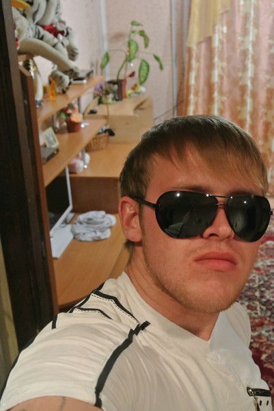 Витя Иконостасов