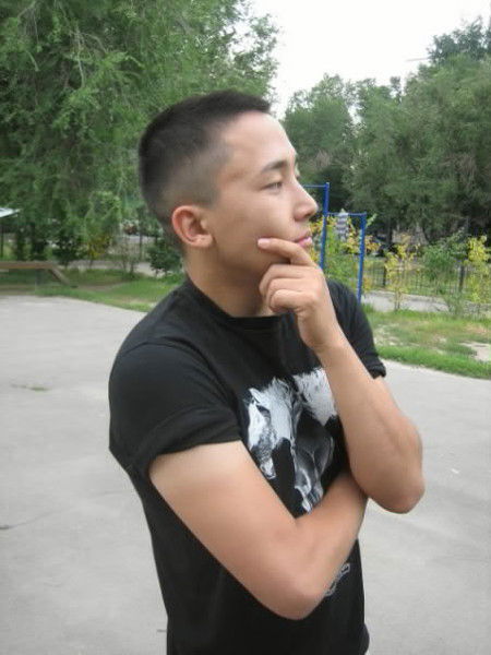 Алмас Сариев