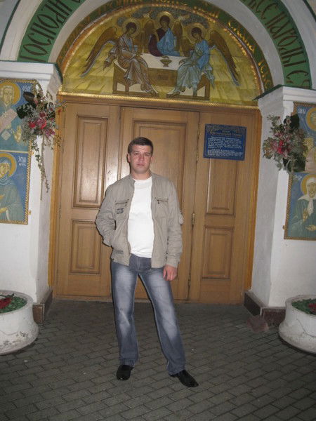 Любим Недялков